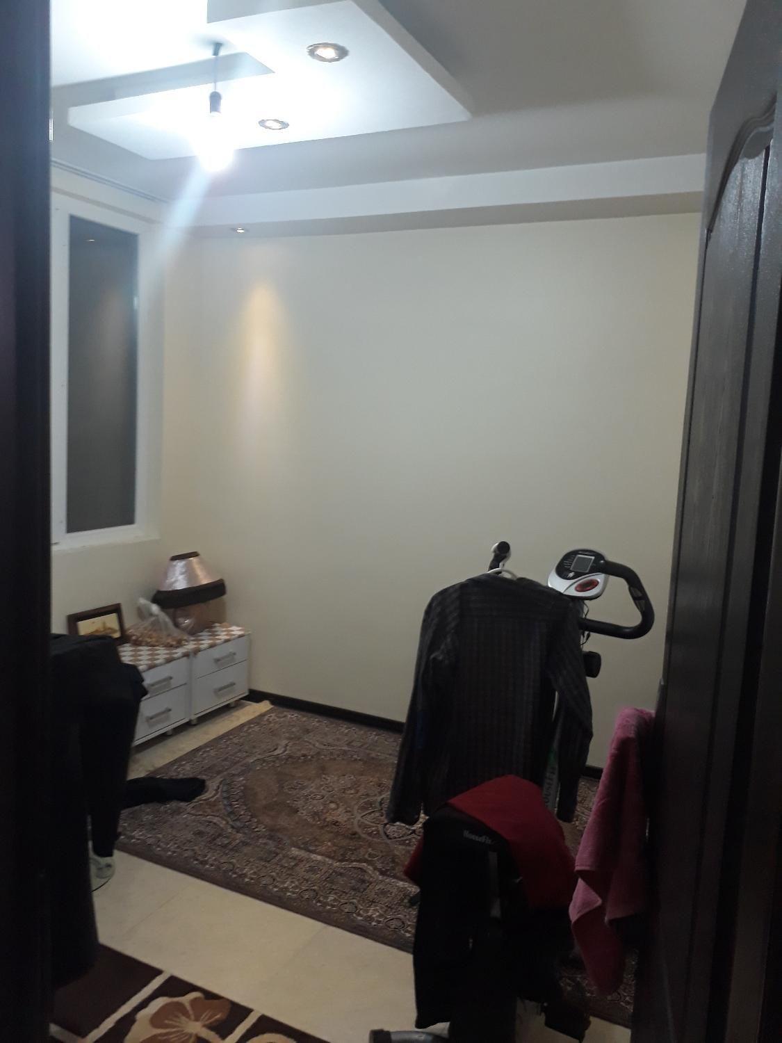 آپارتمان 74 متری در گلشهر ویلا