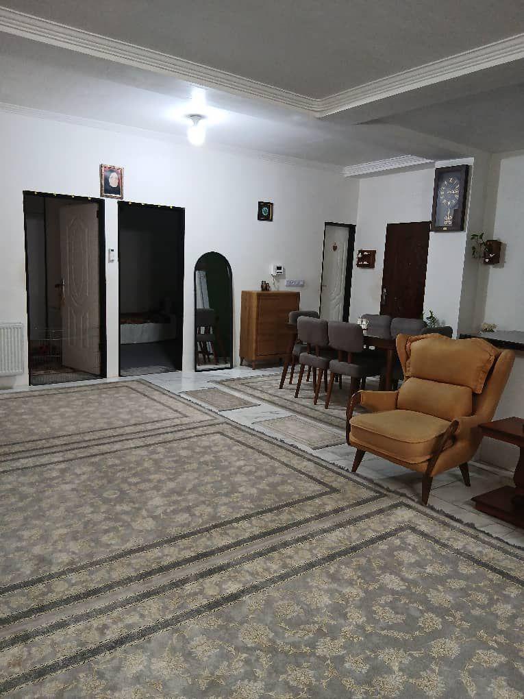 آپارتمان 97 متری در گلستان (تهران)