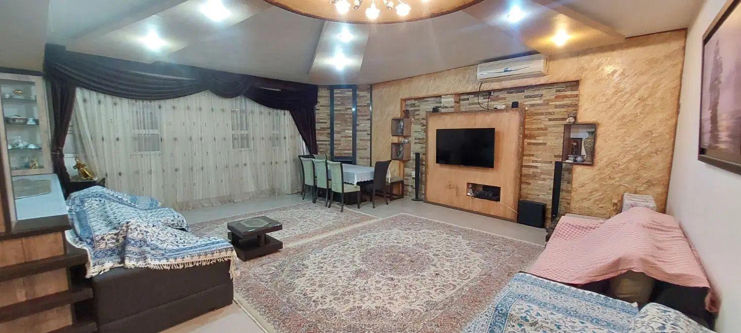 آپارتمان 141 متری آبادان