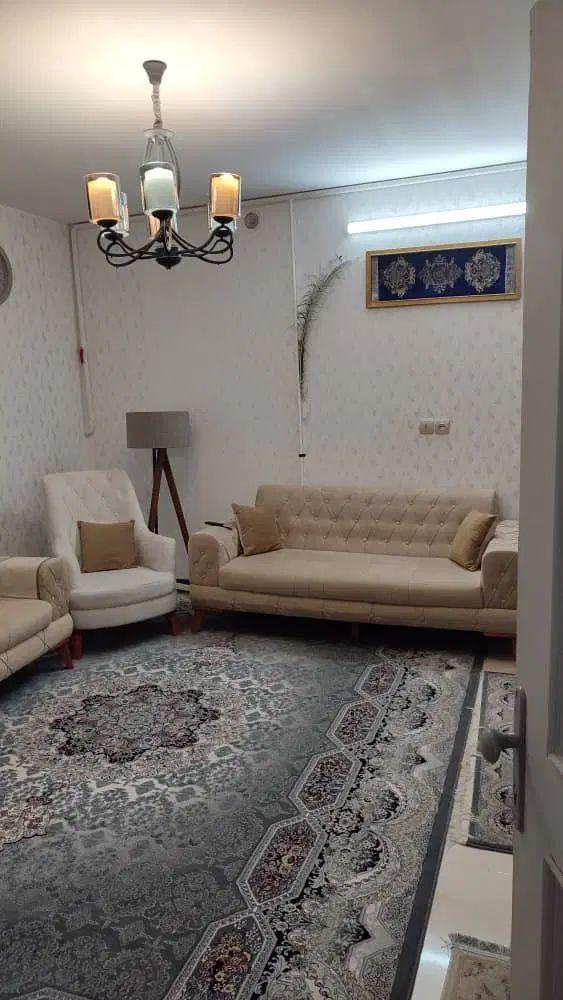 آپارتمان 70 متری در خمینی‌شهر