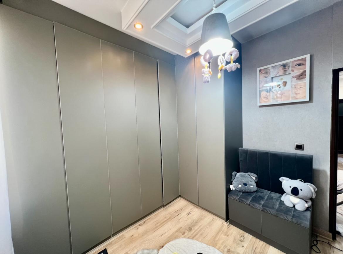 آپارتمان 82 متری در شهرک طالقانی