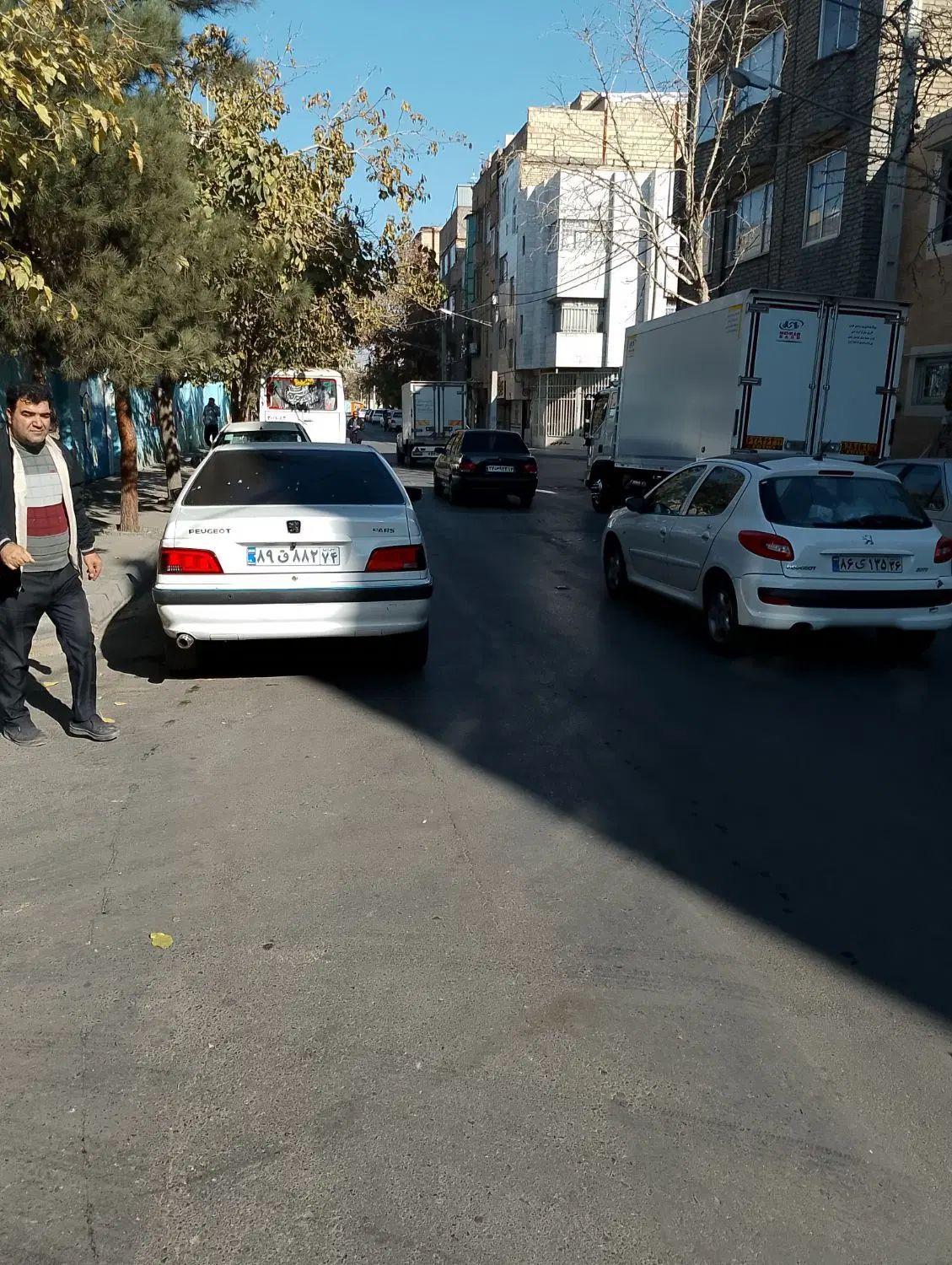 آپارتمان 100 متری در ایثارگران