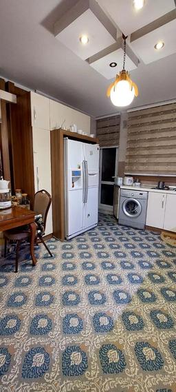 آپارتمان 160 متری در امام خمینی