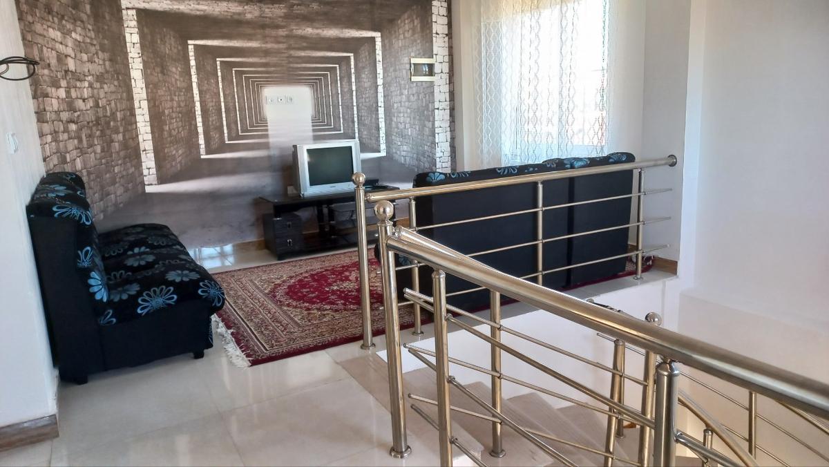 آپارتمان 300 متری در زیباکنار