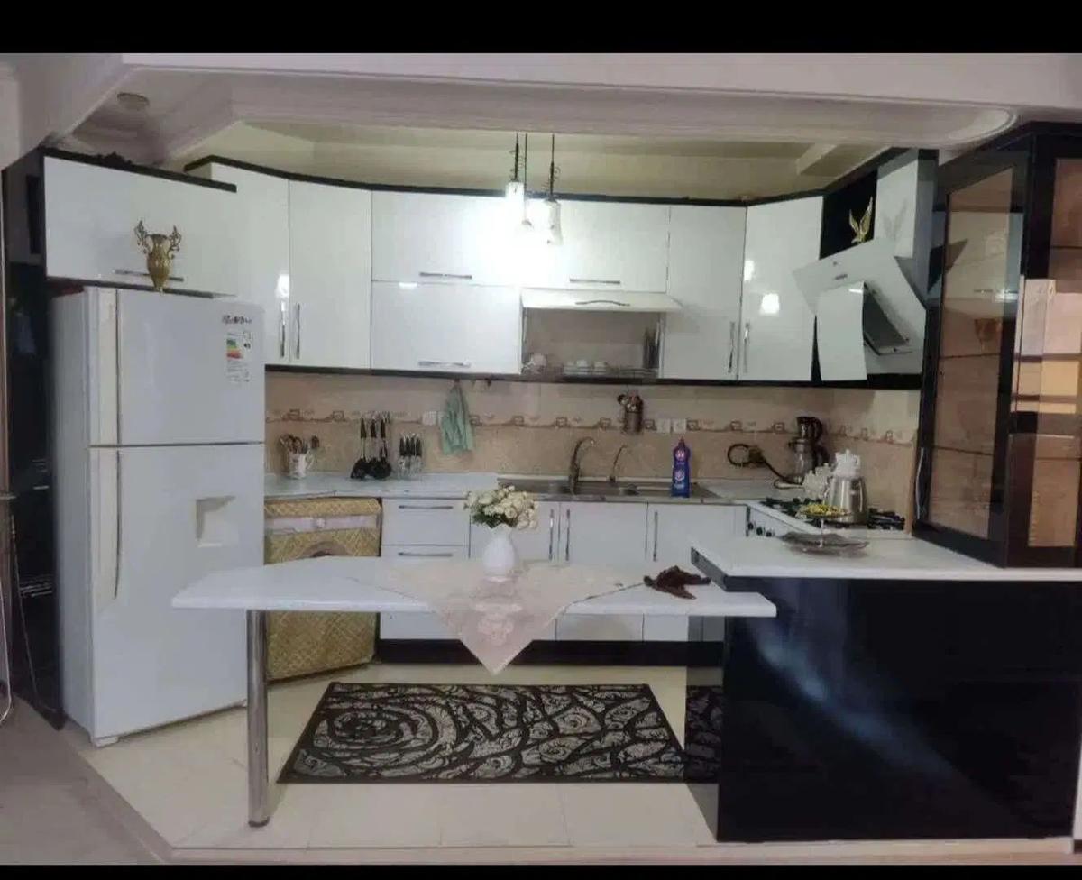 آپارتمان 83 متری در شهرک شهرداری