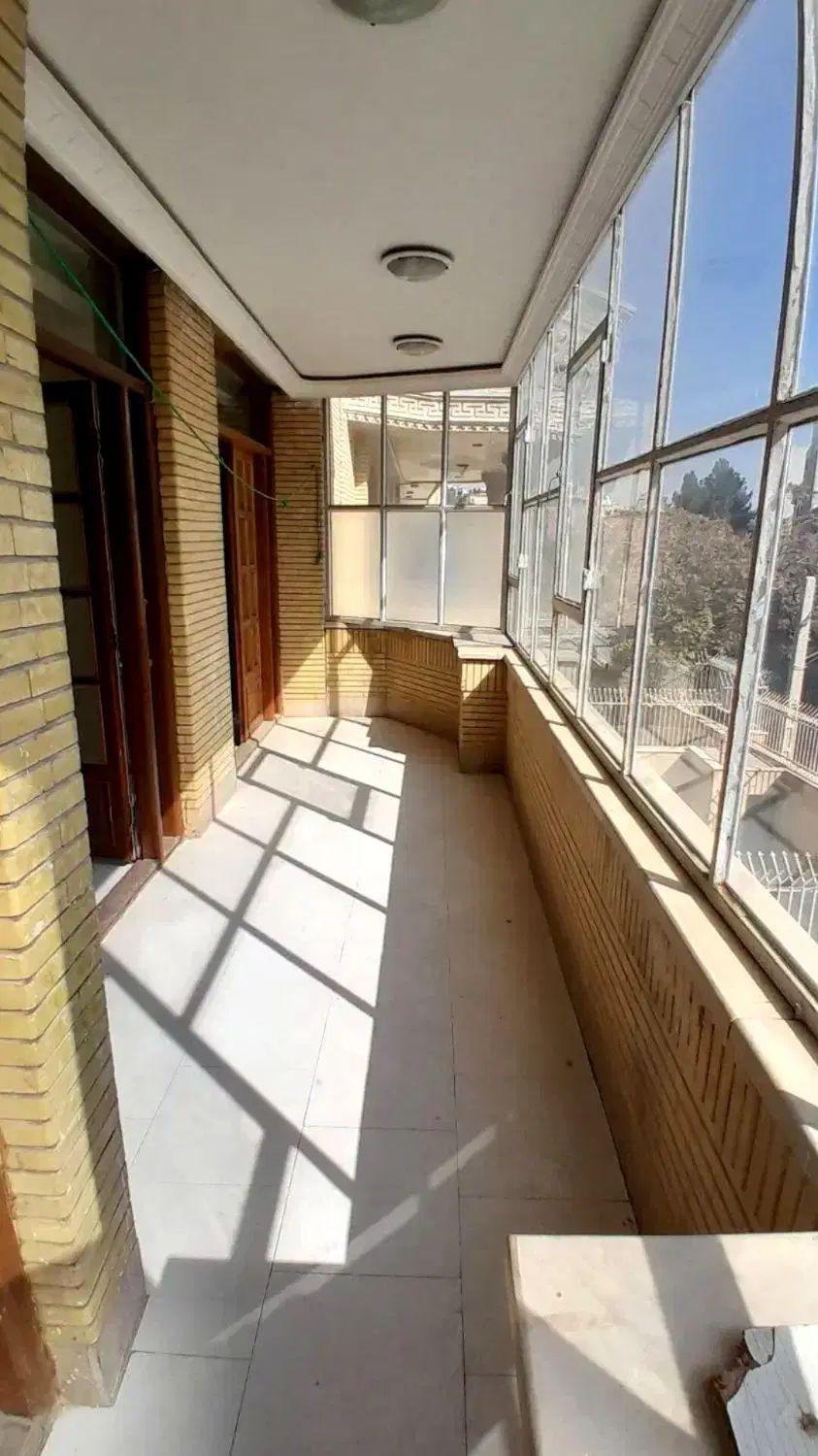 آپارتمان 145 متری در برازنده