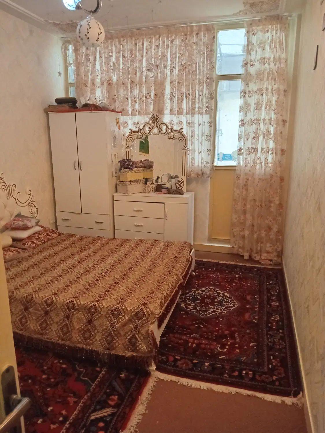 آپارتمان 72 متری در ابوذر (منطقه ۱۵)