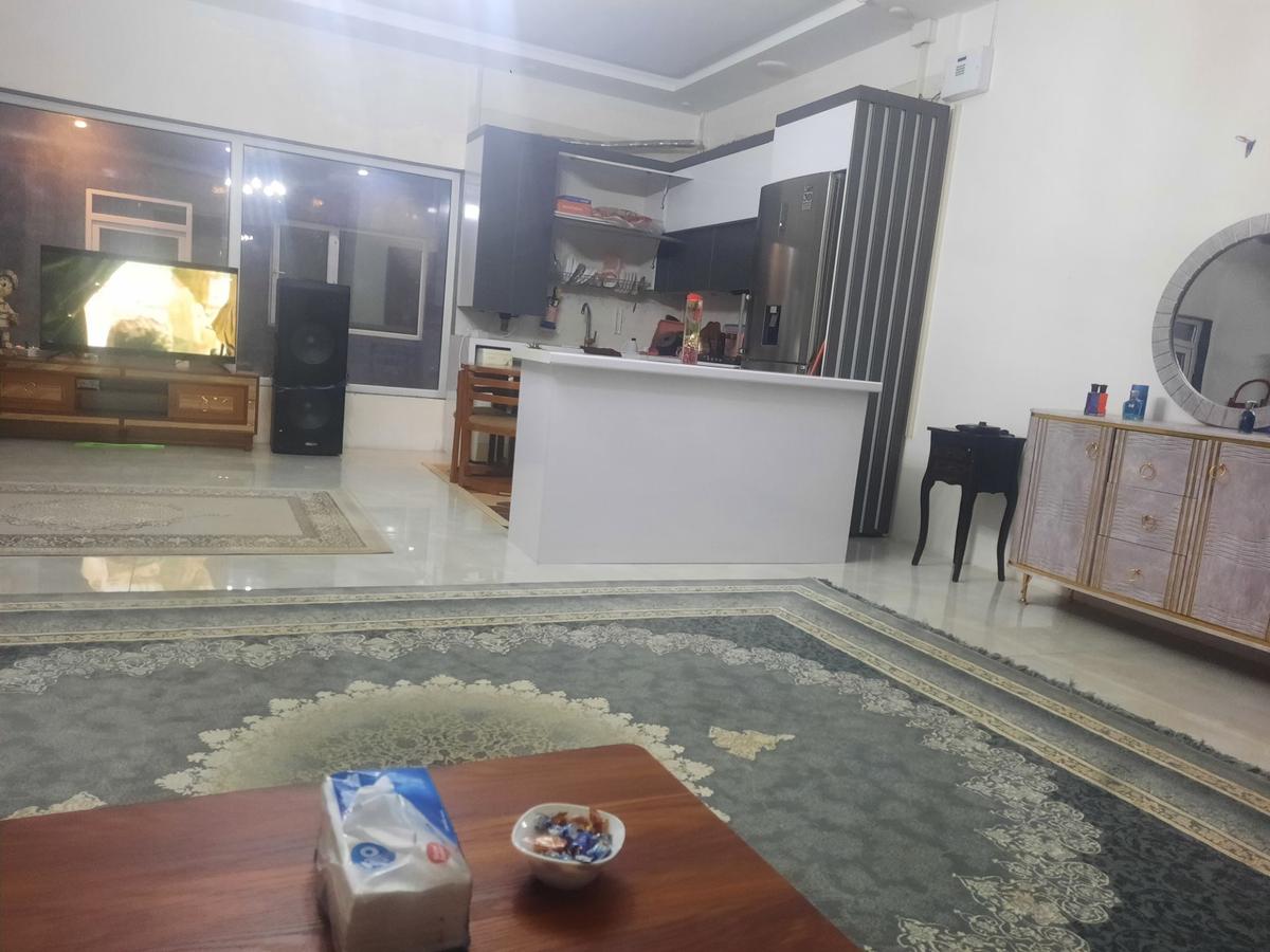 آپارتمان 240 متری در کیانمهر