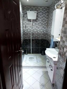 آپارتمان 160 متری در امام خمینی