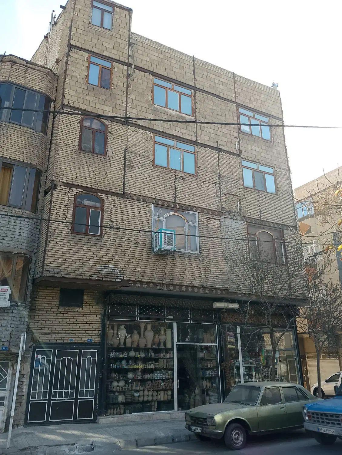 آپارتمان 100 متری در ایثارگران